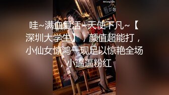 正在骑着鸡吧，情人打电话来约坦克骚妈，直接啪啪大力坐内射骚妈说不过瘾