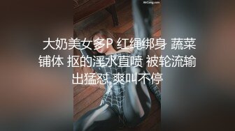  黑客破解家庭摄像头偷拍玩摄影的退休中年大叔与性感娇妻的性福生活做爱不输年轻人