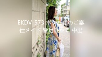   艺校水嫩漂亮的2美女为了赚外快和3男到KTV厕所啪啪