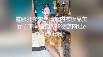 青春美眉跟小哥哥看球赛玩够了睡着了 弄醒了在沙发上一顿输出 内射一鲍鱼