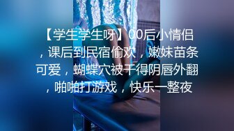  高级会所F罩杯大奶美女被土豪男站立式玩弄后又扛美腿疯狂抽插