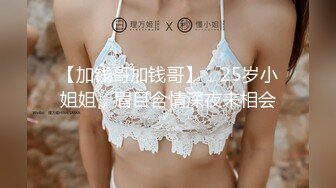 紫衣妹子3P啪啪，情趣裝黑絲一前一後口交後入騎乘猛操