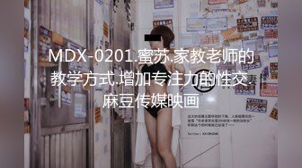 在家和大屁股小女友激情