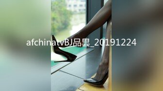 【白嫩萝莉❤️性爱沦陷】极品福利姬『Tu酱』线下约见巨根男粉性爱私拍流出 被爆操小逼受不了 慢点慢点 高清1080P版