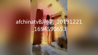 乖巧颜值妹妹娇小身材贫乳，脱光光展示身材，揉捏奶子扒开小穴特写