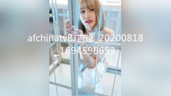 -漂亮美女约网友开车户外两个震,被一顿狂艹,被内射大量浓精