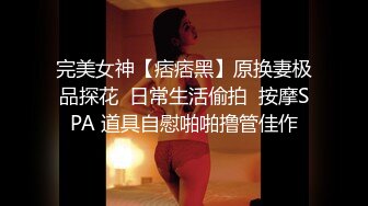 小哥哥给美熟女吃奶真会吃把乳头拉的好高呻吟不止